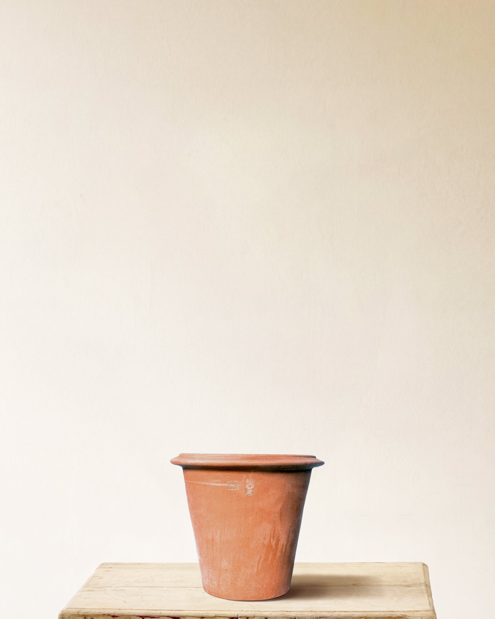 Italian terracotta planter with tapered form and wide rolled rim, made in Impruneta, 14" x 15"
